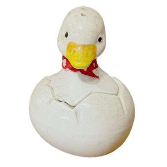Vintage 1980’s duck hatching from egg salt & pepper set - Picture 1 of 4